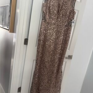 Chic Patterned Maxi Dress in Champagne sequins